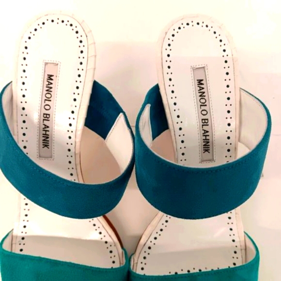 Manolo Blahnik Women's Klaiapla Shoes - EU40/US10 - Picture 11 of 13